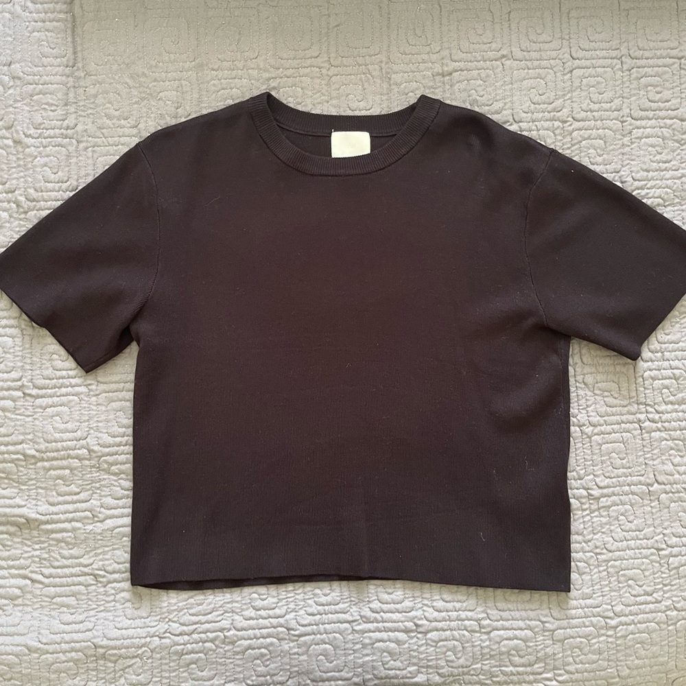 NWOT H&M Short Sleeved Knit Sweater T-Shirt